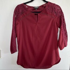 Express Blouse in Burgundy ~ size XS